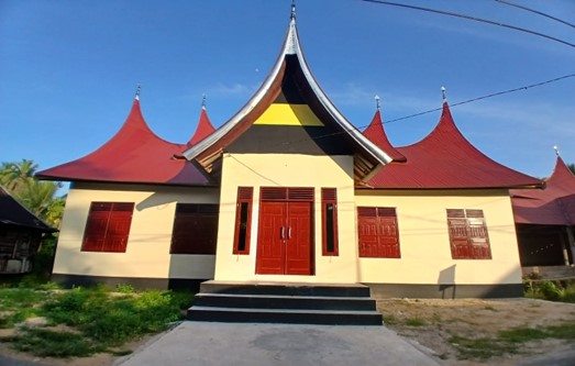 Rumah Gadang Piliang Tongah Monti