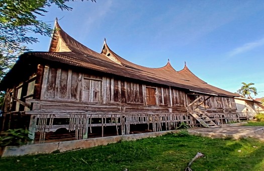 Rumah Gadang Melayu Kampuang Pinang