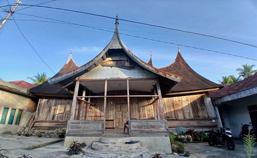 Rumah Gadang Melayu Kobou