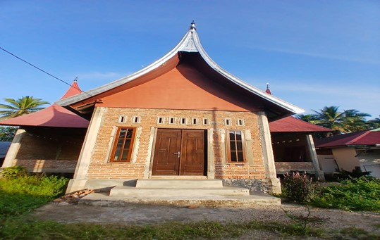 Rumah Gadang Piliang Tongah Pegawai
